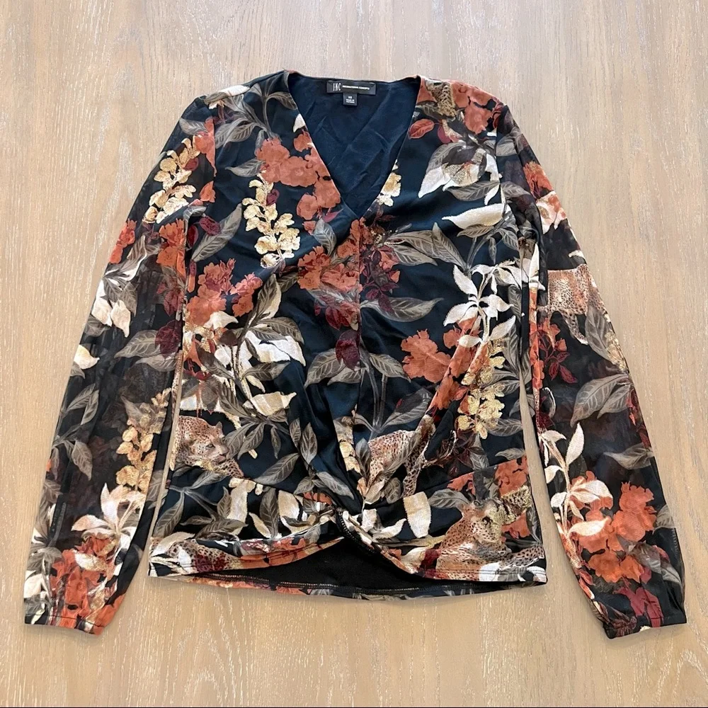 INC Floral Leopard Print Twist Hem Long Sleeve V Neck Blouse Sz XS NWOT - Picture 5 of 10